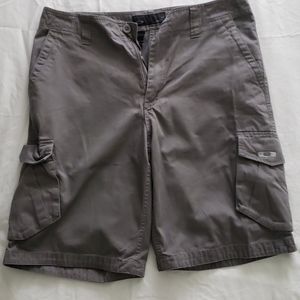 Oakley cargo shorts Men size 34